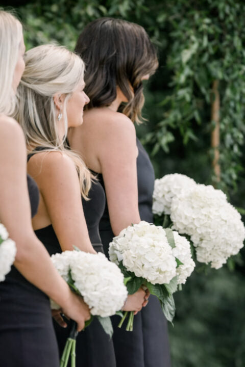 hygrangea bridemaid bouquest
