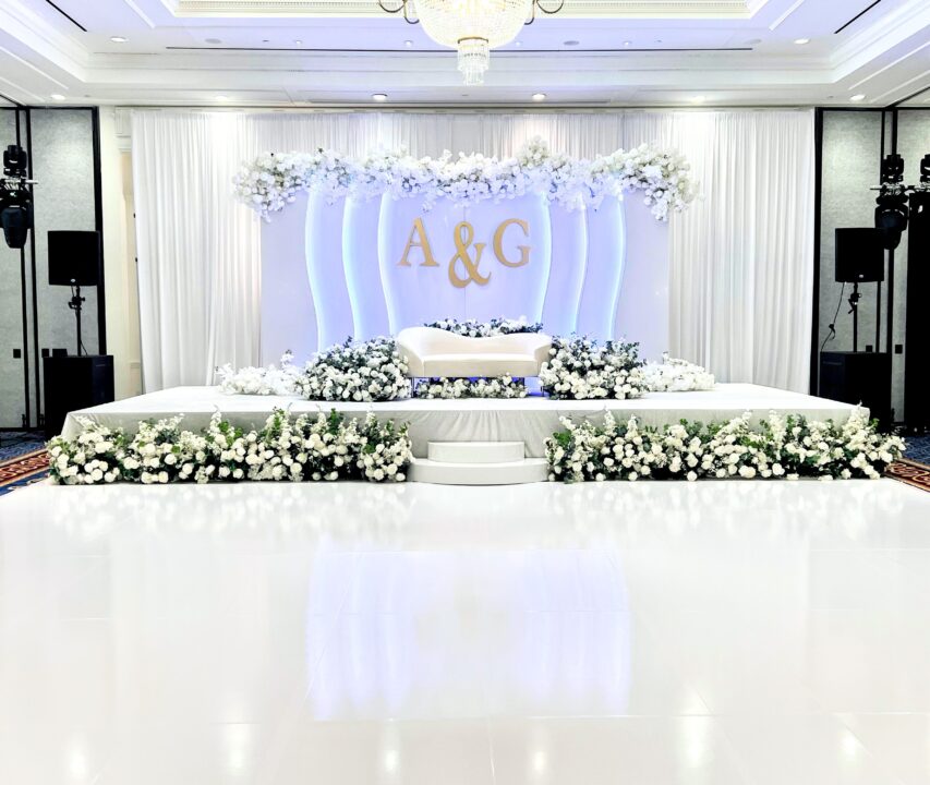 AISLE FLORAL