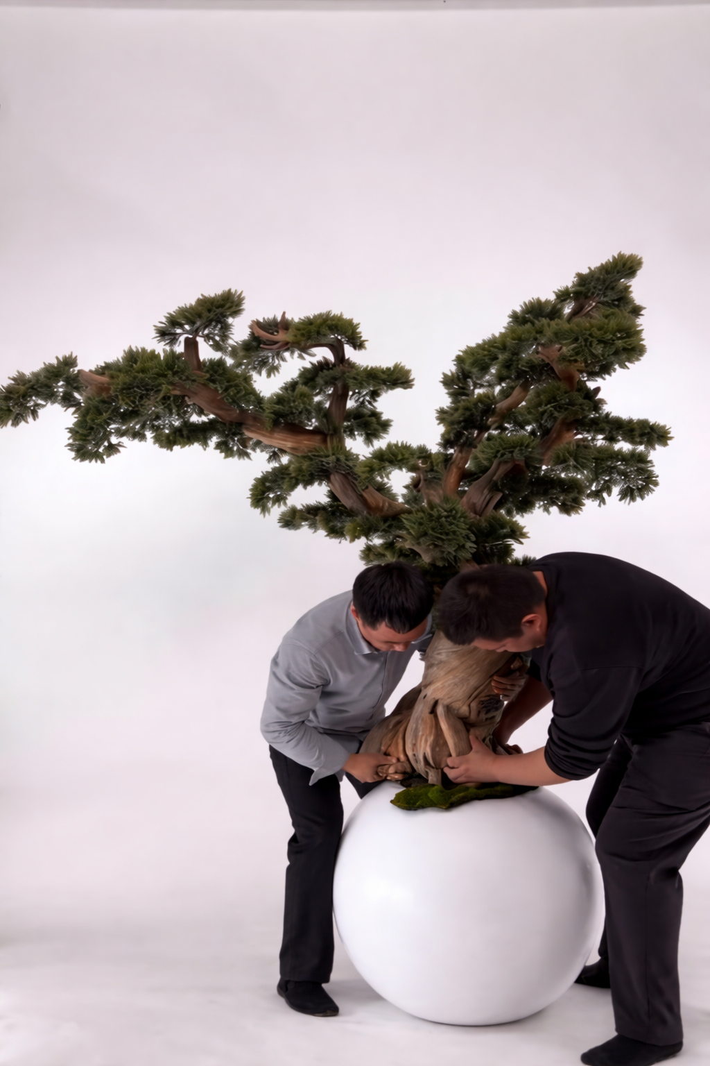 Artificial Pine Tree with High Quality Cypress Trunk