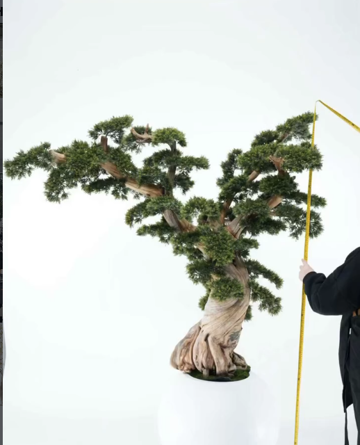 Artificial Pine Tree with High Quality Cypress Trunk
